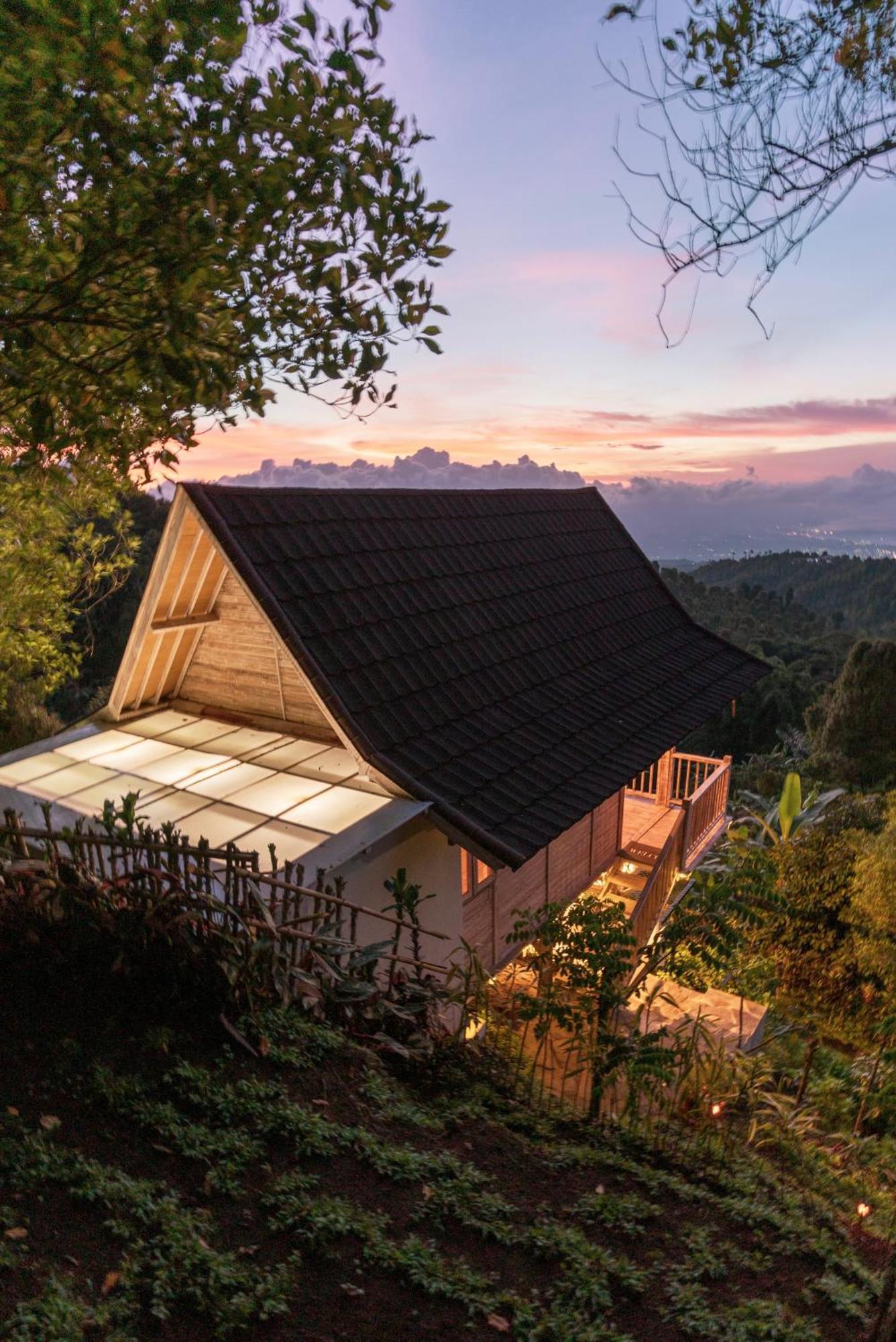 Garden Terrace Bali Bed & Breakfast Gobleg  Exterior photo